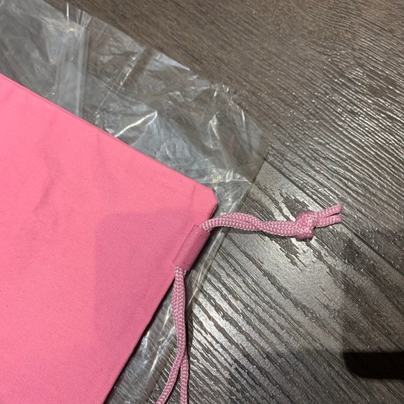 Hello Kitty Pink Drawstring bag from 2015 - Picture 5 of 8